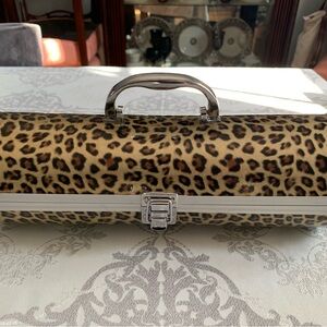 Animal print wine carrier Accessory Case with Silver Handle